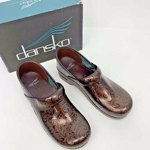 size 42 shoe in us womens